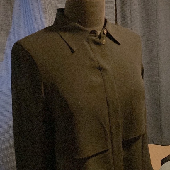 100% Silk Club Monaco Blouse - Picture 8 of 11
